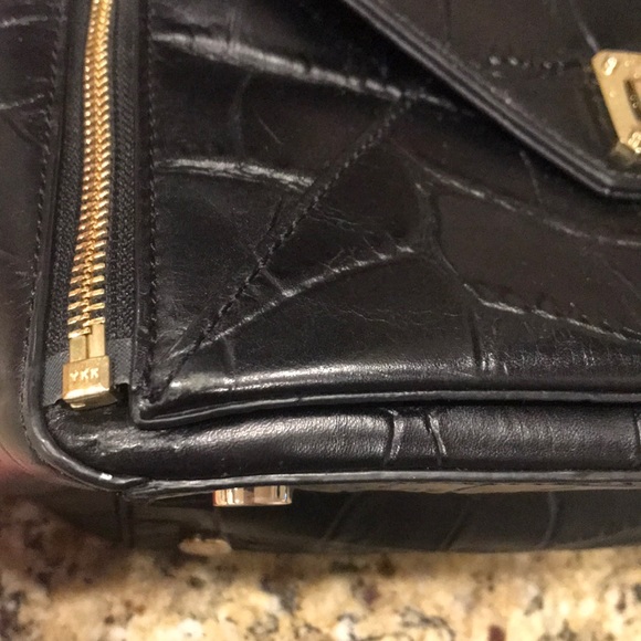 Diane Von Furstenberg DVF Secret Agent Tote Bag Purse Black Croc Embossed HTF - Picture 15 of 16